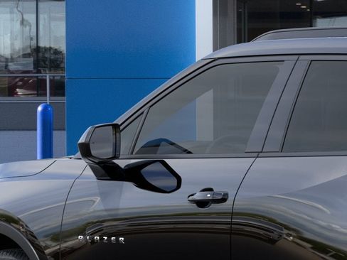 New 2026 Chevrolet Blazer LT w/ Convenience Package FWD image 38