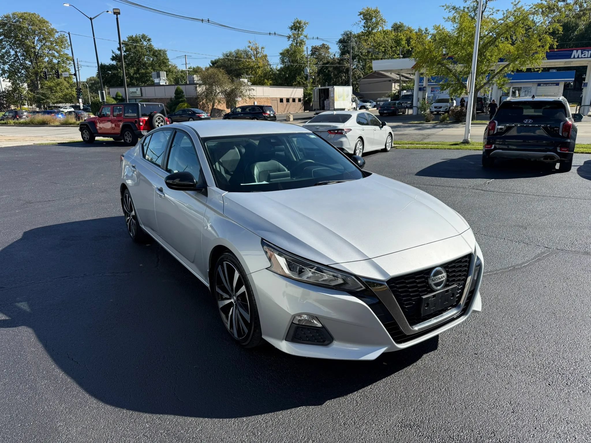 Used 2021 Nissan Altima 2.5 SR FWD image 3