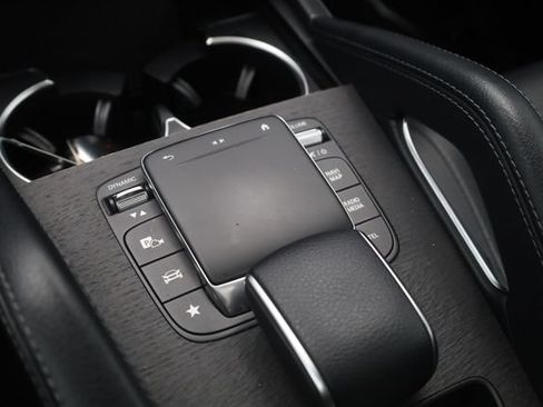 Used 2021 Mercedes-Benz GLE 350 4MATIC image 26