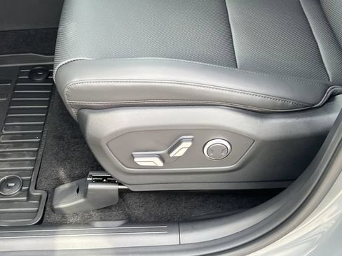 New 2026 Hyundai Santa Fe XRT AWD/4WD image 12