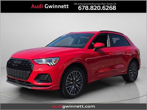 Used 2023 Audi Q3 2.0T Premium w/ Convenience Package AWD/4WD image 1
