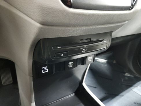 Used 2023 Honda Odyssey Touring image 25