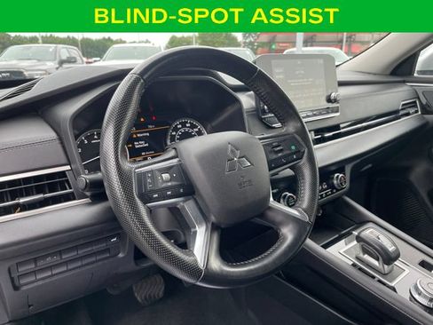 Used 2024 Mitsubishi Outlander SE AWD/4WD image 18