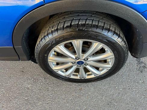 Used 2017 Ford Escape Titanium FWD image 29