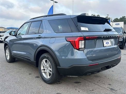 New 2026 Ford Explorer Active image 3