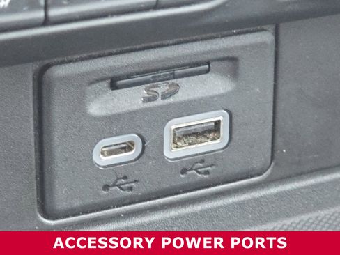 Used 2021 Chevrolet Suburban High Country image 7