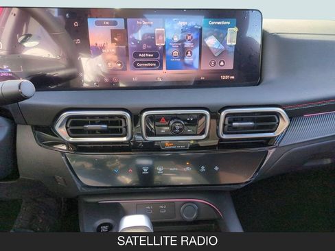 New 2026 Nissan Sentra SR w/ Floor Mat Package FWD image 17