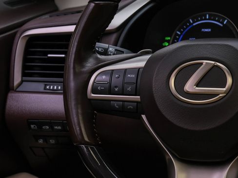 Used 2020 Lexus RX 450hL Luxury w/ Accessory Package image 17