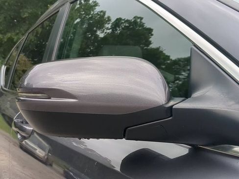 Used 2019 Honda CR-V Touring image 11