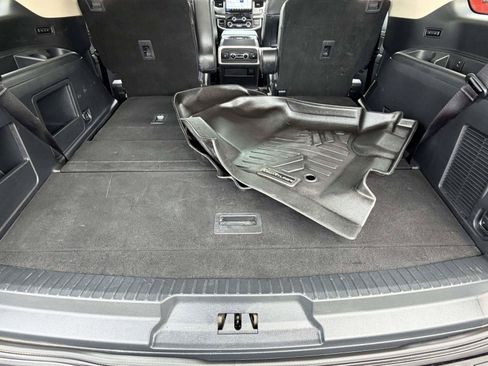 Used 2022 Ford Expedition XLT AWD/4WD image 32