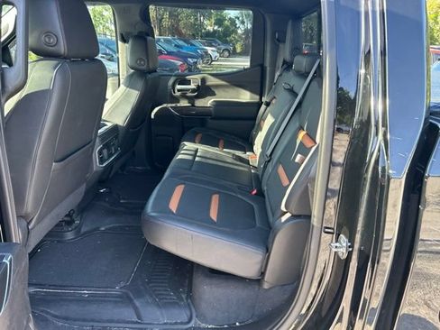 Used 2021 GMC Sierra 1500 AT4 w/ AT4 Value Package AWD/4WD image 6