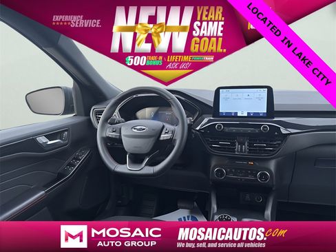 Used 2025 Ford Escape ST-Line image 17