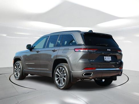 New 2025 Jeep Grand Cherokee Overland image 2