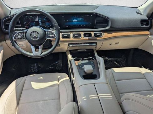 Used 2021 Mercedes-Benz GLE 350 4MATIC image 19