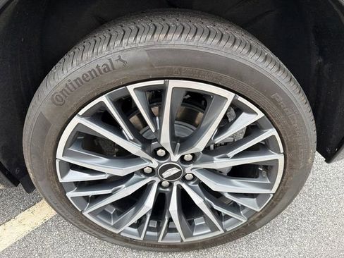 Used 2024 Cadillac XT4 Sport FWD image 20