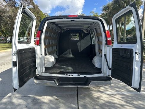 Used 2024 Chevrolet Express 2500 w/ Driver Convenience Package image 22