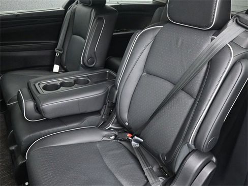 Used 2025 Honda Odyssey Elite image 22