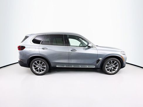Certified 2025 BMW X5 xDrive40i w/ Climate Comfort Package image 8