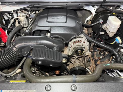 Used 2010 Chevrolet Tahoe LS AWD/4WD image 8
