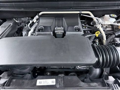Used 2025 Chevrolet Colorado Z71 AWD/4WD image 15