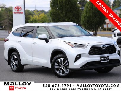 Used 2024 Toyota Highlander XLE