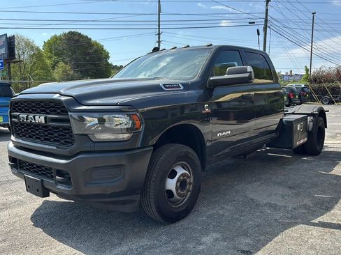 Used 2021 RAM 3500 Tradesman RWD image 7