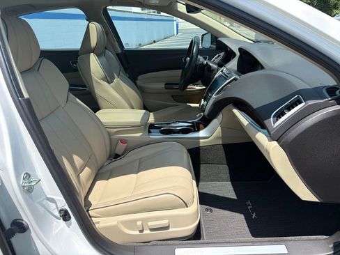 Used 2018 Acura TLX V6 w/ Technology Package FWD image 26