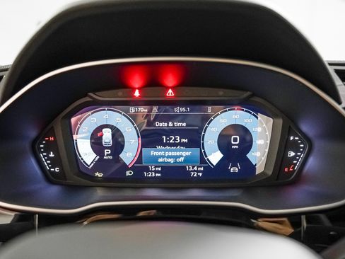 New 2025 Audi Q3 2.0T Premium image 16