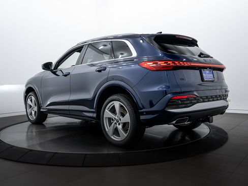 New 2025 Audi Q5 Prestige image 4