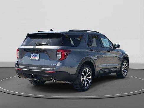 Certified 2022 Ford Explorer ST-Line w/ Class IV Trailer Tow Package AWD/4WD image 5