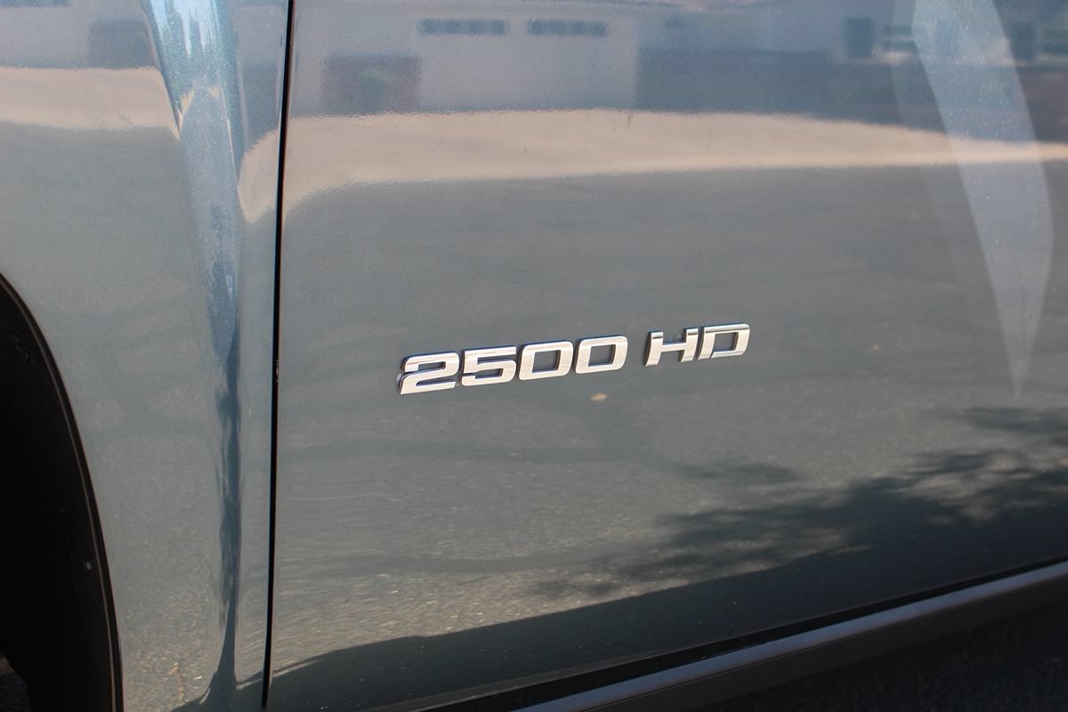 Used 2013 Chevrolet Silverado 2500 LTZ w/ LTZ Plus Package AWD/4WD image 42