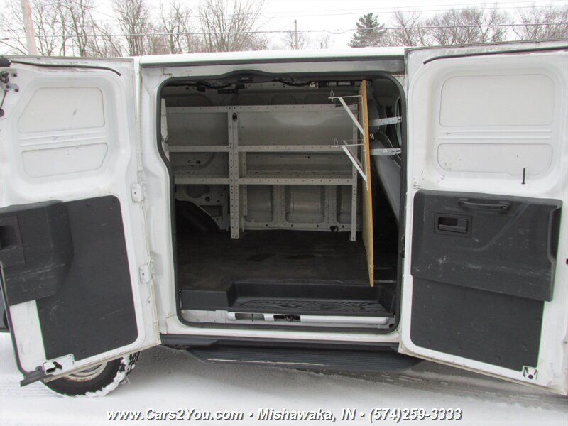 Used 2016 Ford Transit 250 130 Low Roof RWD image 8