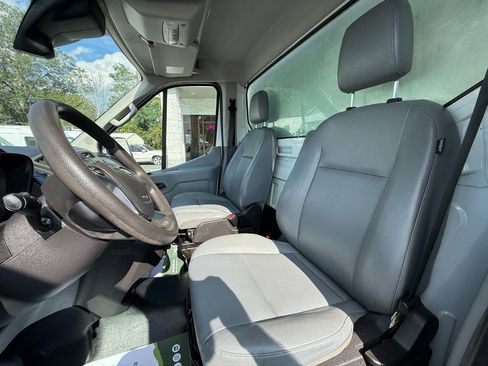 Used 2018 Ford Transit 350 138 DRW RWD image 14