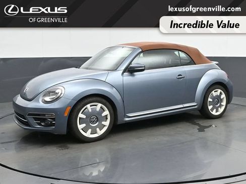 Used 2019 Volkswagen Beetle 2.0T Final Edition SEL FWD image 4