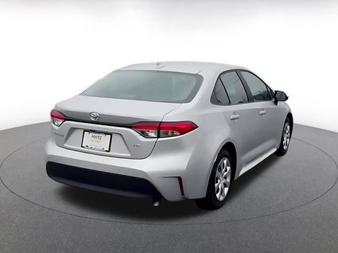 Used 2025 Toyota Corolla LE image 11