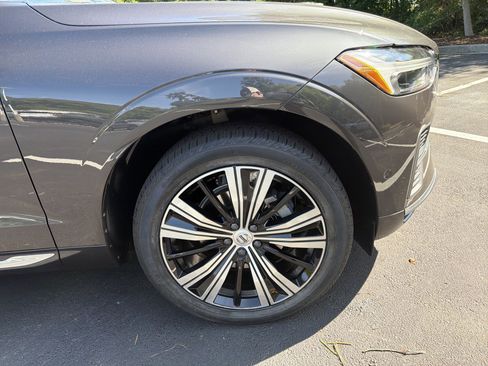 Certified 2023 Volvo XC60 B5 Ultimate w/ Protection Package Premier FWD image 13