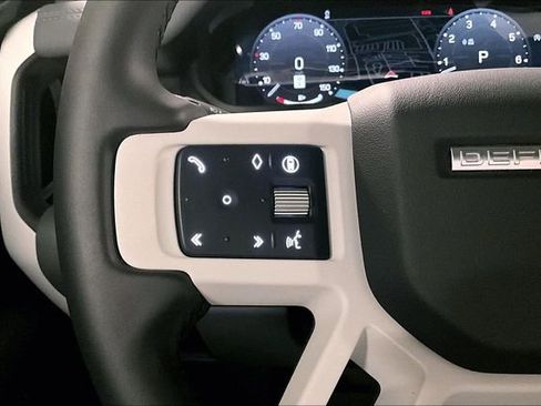 Certified 2025 Land Rover Defender 110 S AWD/4WD image 19