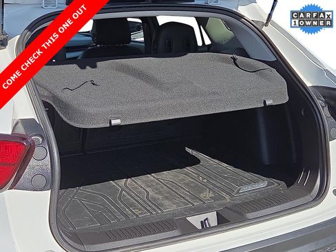 Used 2025 Chevrolet Trax LT w/ Driver Confidence Package image 9