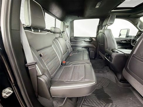 Used 2024 GMC Sierra 2500 AT4X w/ AT4X AEV Edition image 28