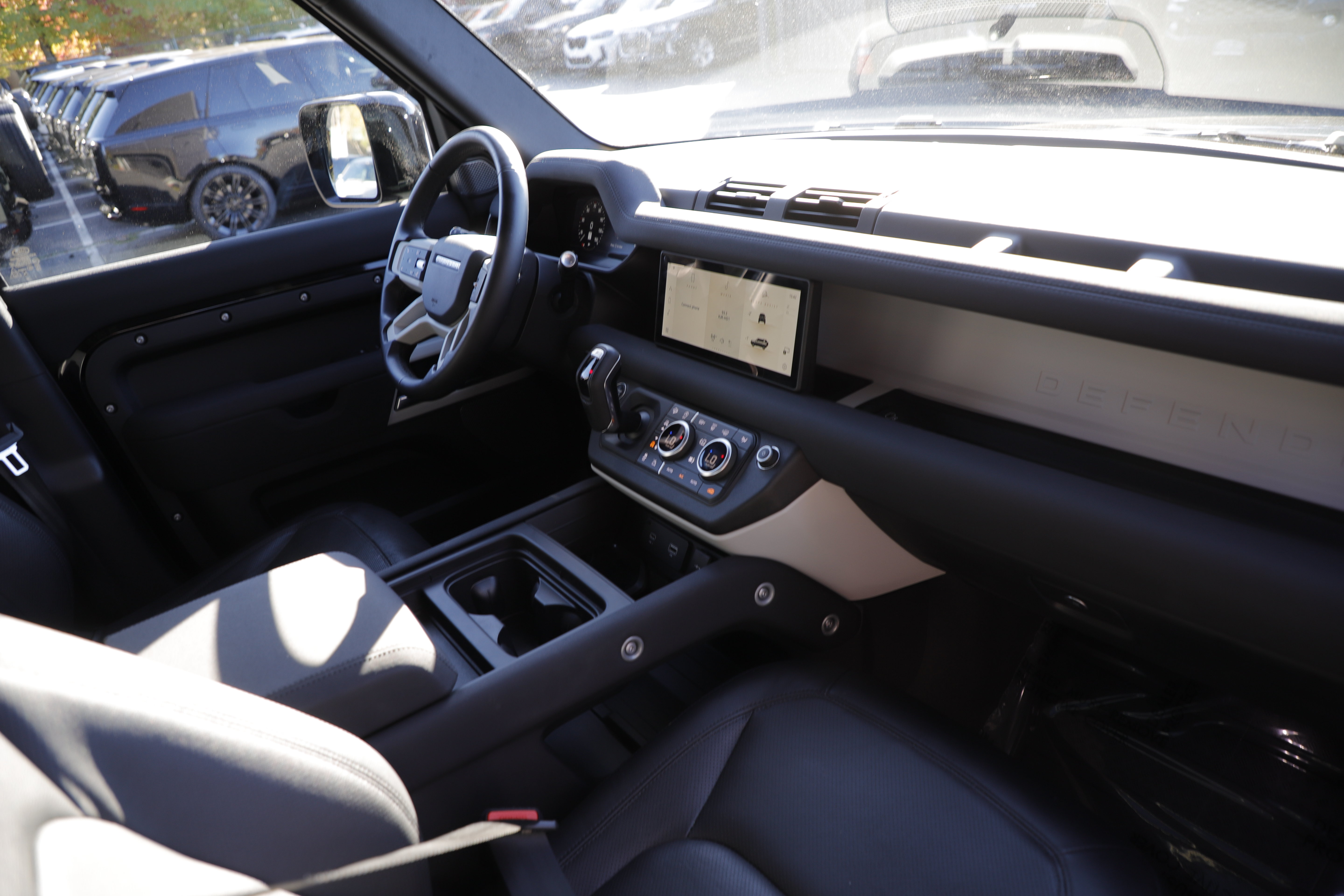 Used 2023 Land Rover Defender 110 S AWD/4WD image 13