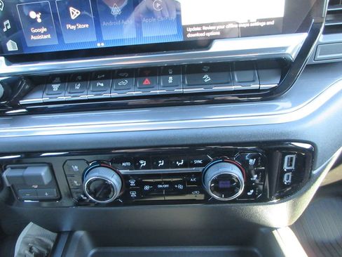 New 2026 Chevrolet Silverado 3500 High Country w/ High Country Premium Package image 35