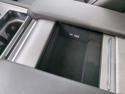New 2026 Jeep Grand Wagoneer Limited AWD/4WD image 23
