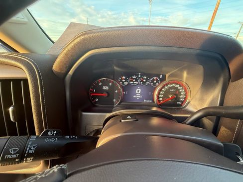 Used 2016 GMC Sierra 3500 Denali w/ Duramax Plus Package image 16