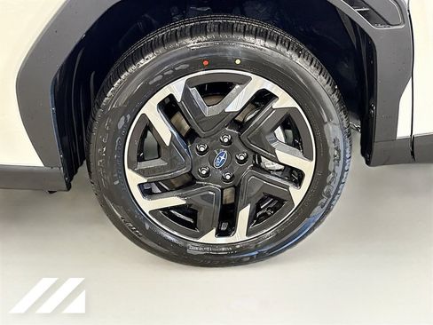New 2026 Subaru Forester Premium AWD/4WD image 33