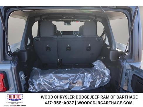 New 2026 Jeep Wrangler Unlimited Rubicon AWD/4WD image 24