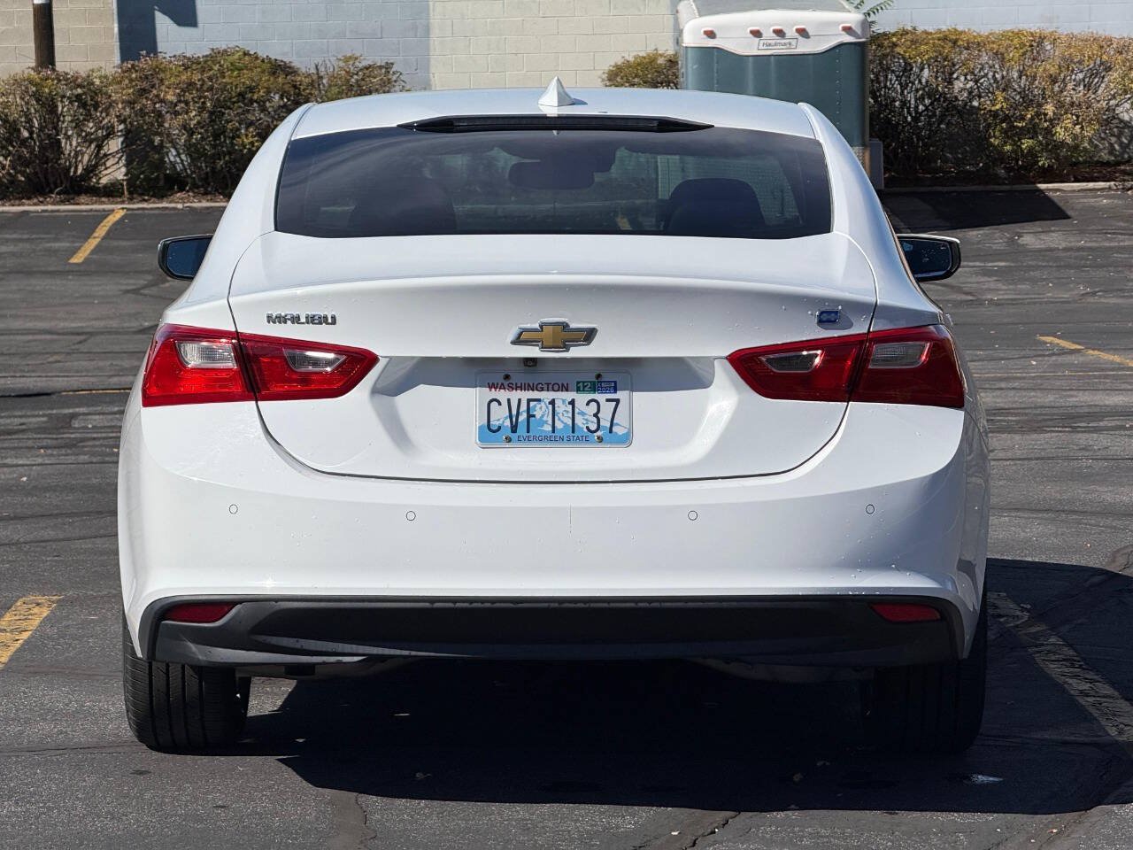 Used 2017 Chevrolet Malibu Hybrid w/ Driver Confidence Package FWD image 4