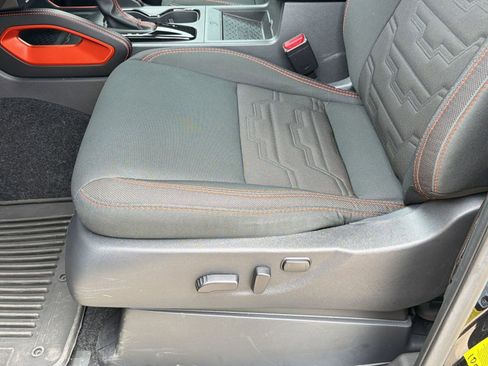 Used 2025 Nissan Frontier PRO-4X w/ Pro Convenience Package AWD/4WD image 14