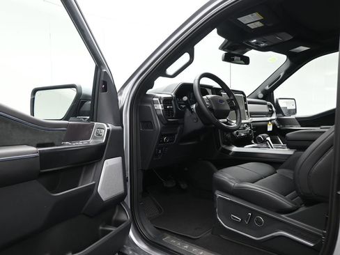 New 2025 Ford F150 Platinum w/ Equipment Group 702A High image 8