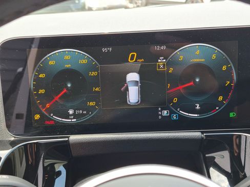 Used 2023 Mercedes-Benz GLA 250 4MATIC image 20