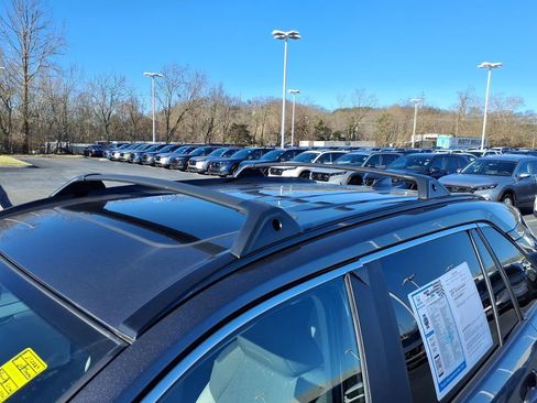 Used 2025 Toyota RAV4 XLE w/ Convenience Package image 10